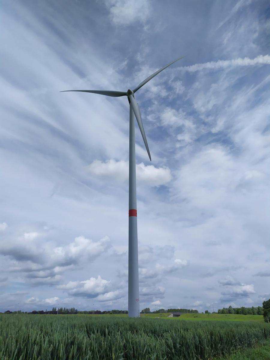 Wind turbine